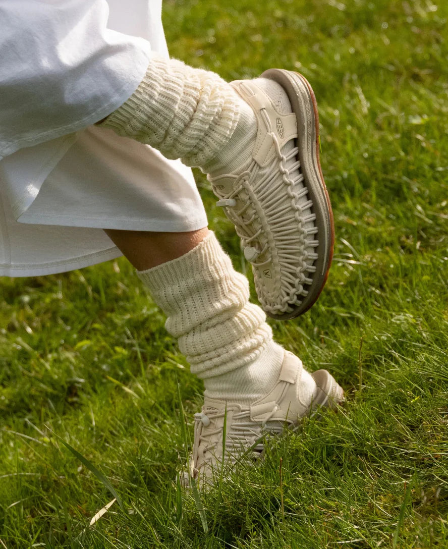 KEEN UNEEK WHITE CAP/ CORNSTALK