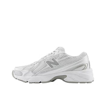 Carica l'immagine nel visualizzatore di Gallery, NEW BALANCE GR740WM