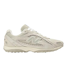 Carica l'immagine nel visualizzatore di Gallery, NEW BALANCE 204L