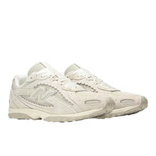 Carica l'immagine nel visualizzatore di Gallery, NEW BALANCE 204L