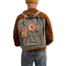 Carica l'immagine nel visualizzatore di Gallery, KANKEN FJALLRAVEN •ORIGINAL SIZE•