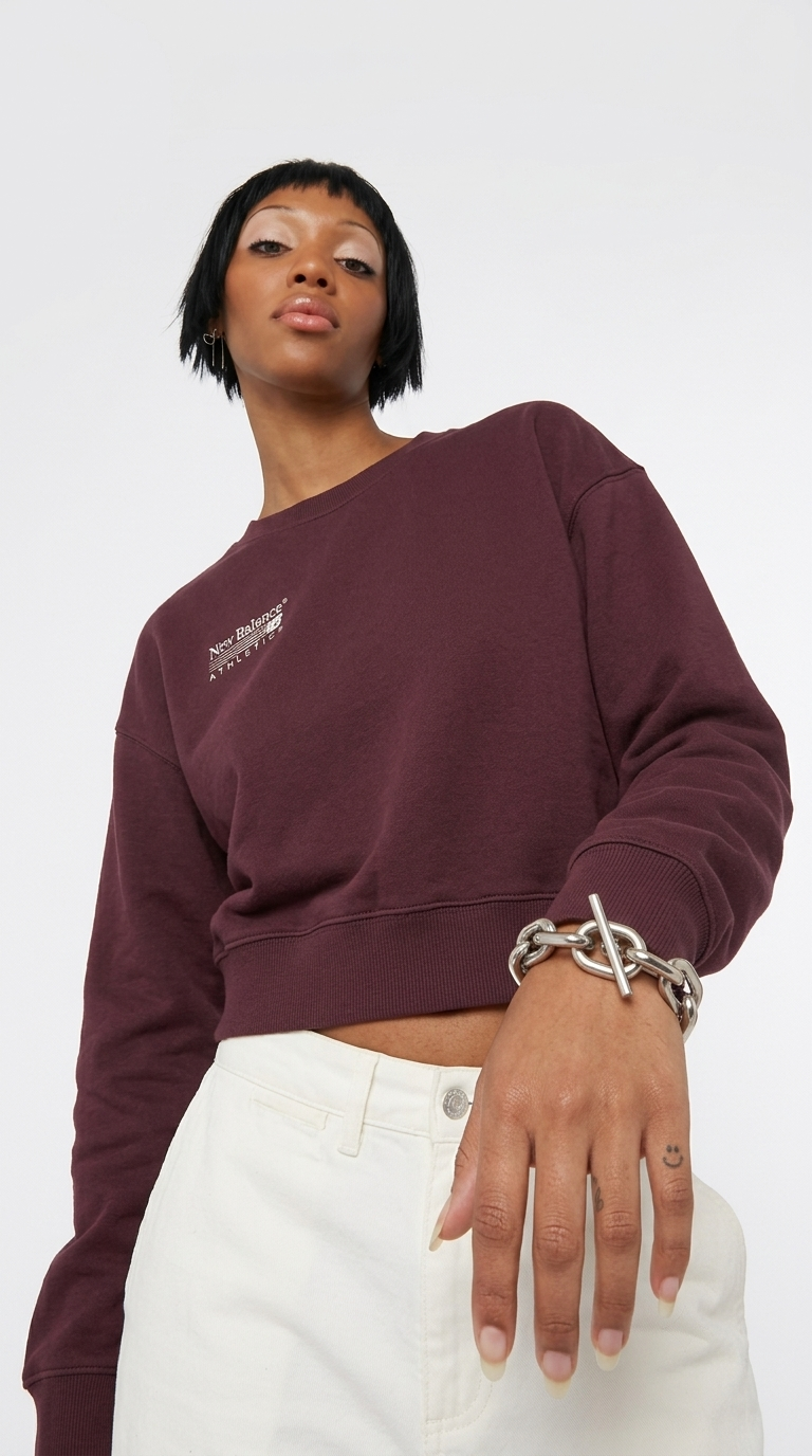 NEW BALANCE W’s TRACKSIDE CREWNECK
