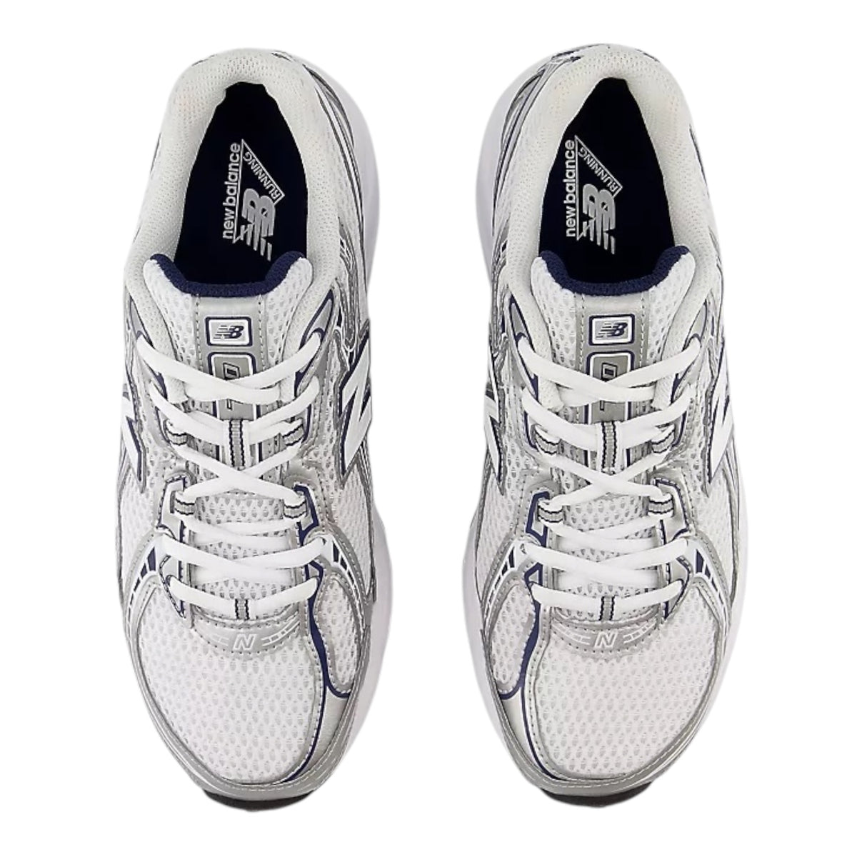 NEW BALANCE U740WN2