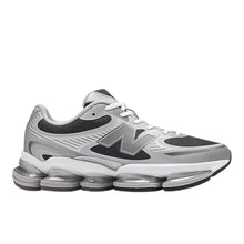 Carica l'immagine nel visualizzatore di Gallery, NEW BALANCE 2000 ABZORB
