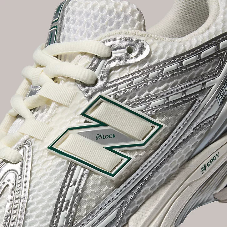 NEW BALANCE M1906REE