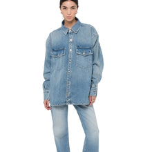 Carica l&#39;immagine nel visualizzatore di Gallery, ICON DENIM CAMICIA OVERSIZE LEA

