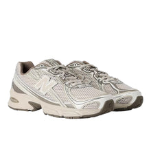 Carica l'immagine nel visualizzatore di Gallery, NEW BALANCE U740AS2
