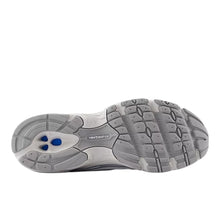 Carica l'immagine nel visualizzatore di Gallery, NEW BALANCE U7405I7
