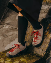 Carica l&#39;immagine nel visualizzatore di Gallery, KEEN JASPER SILVER MINK
