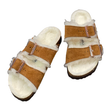 Carica l&#39;immagine nel visualizzatore di Gallery, BIRKENSTOCK ARIZONA SHEARLING MINK
